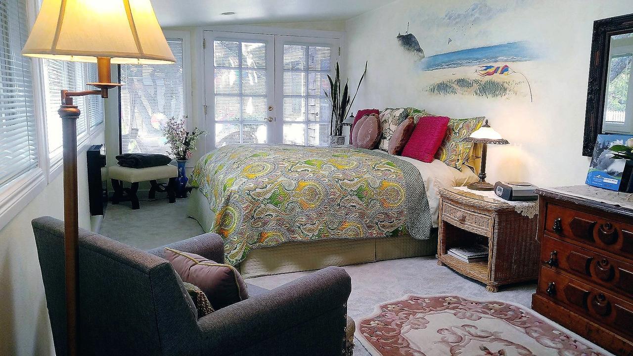 Boreas Bed & Breakfast Inn ロングビーチ エクステリア 写真